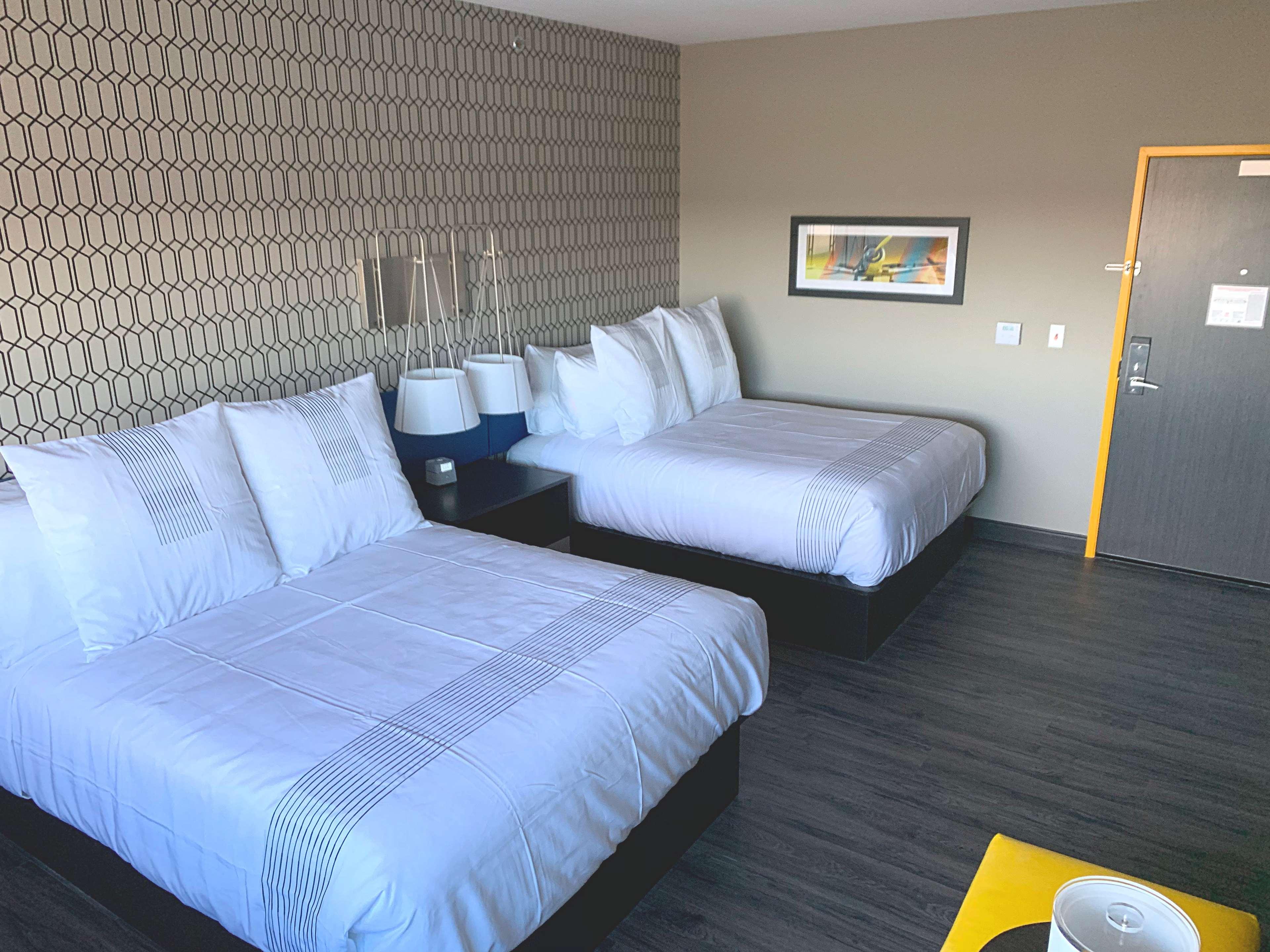 Glo Best Western Dawley Farms In Sioux Falls Eksteriør billede