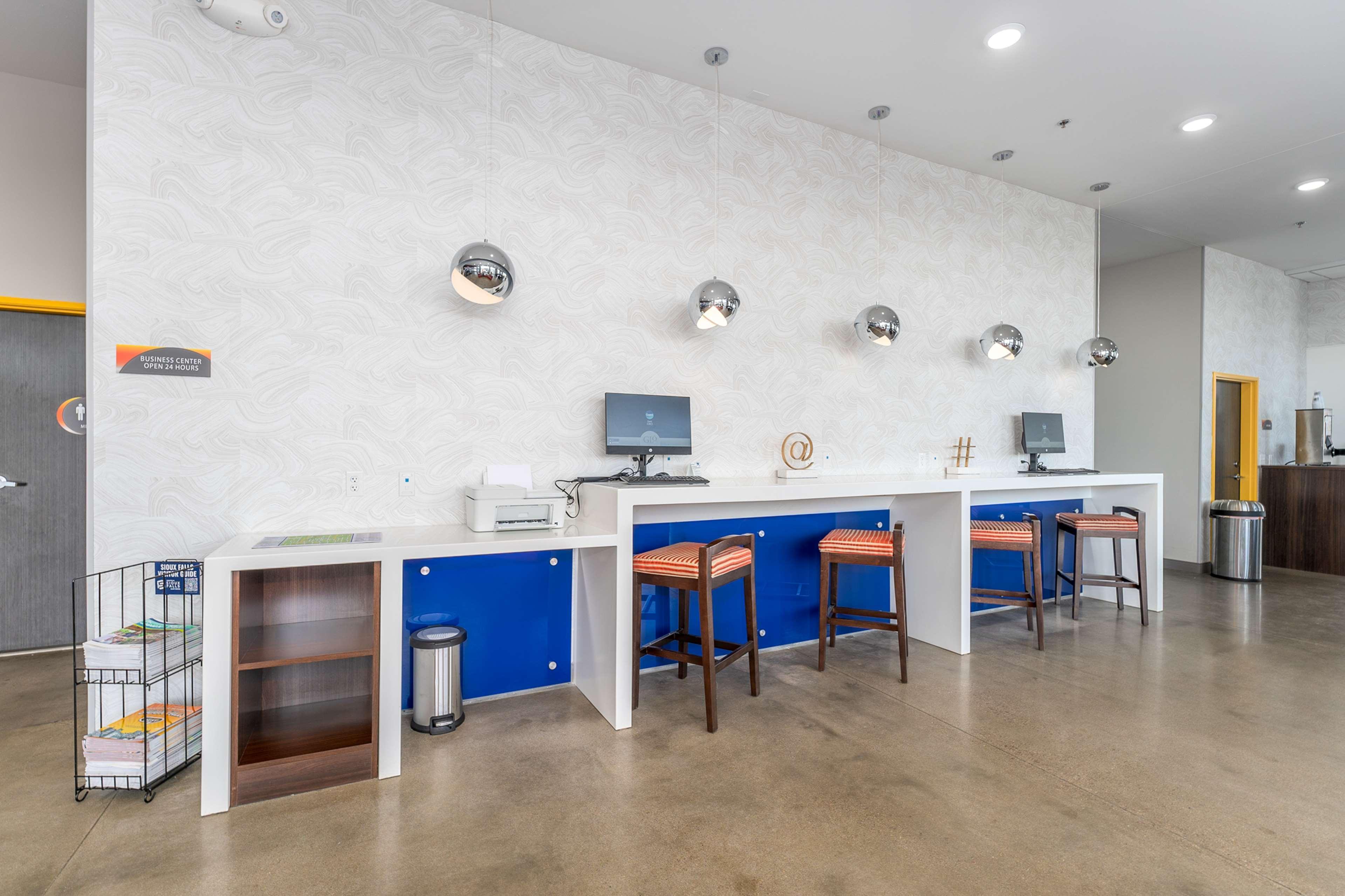 Glo Best Western Dawley Farms In Sioux Falls Eksteriør billede